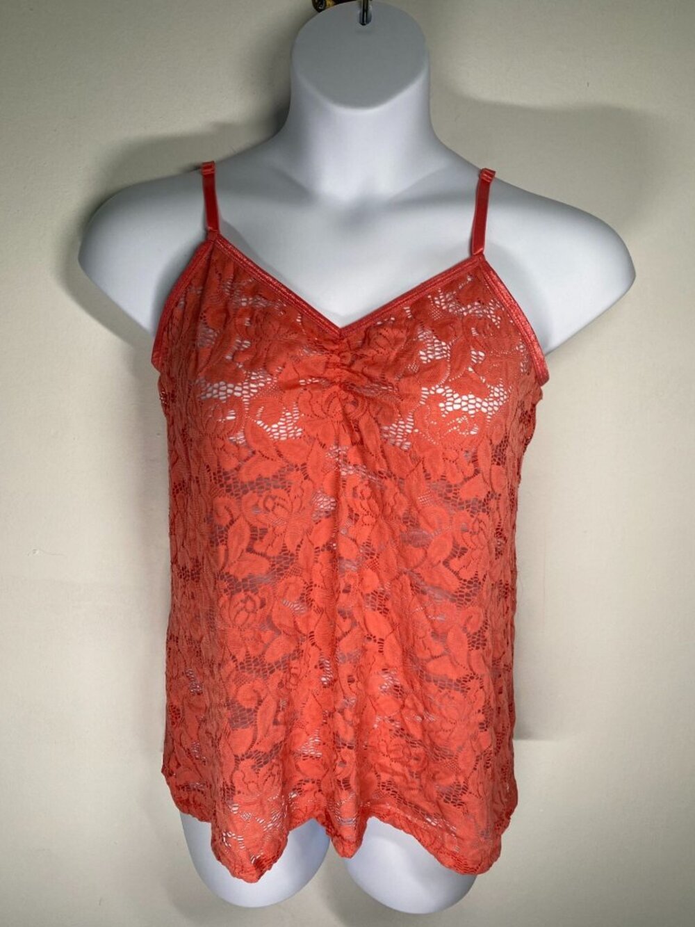 Torrid 2 Lace Coral Floral Camisole Tank With Adjustable Straps